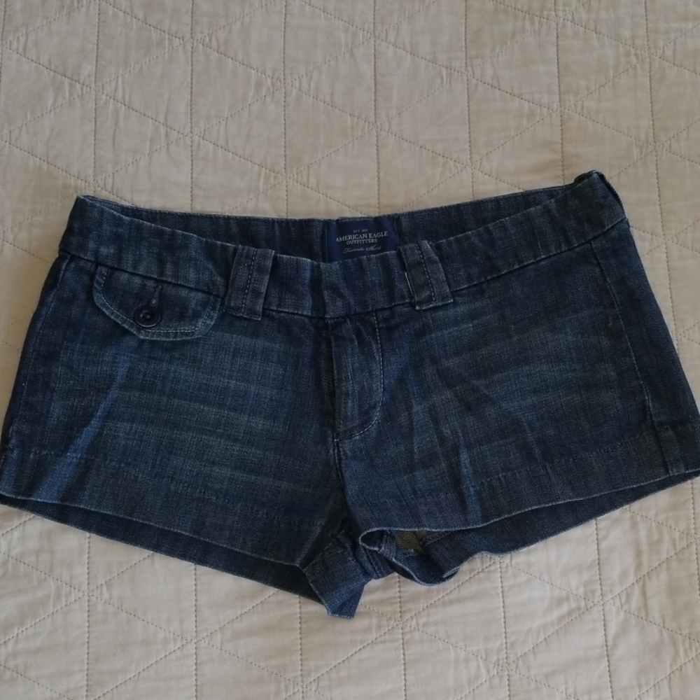 AE shorts
